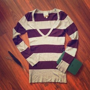 📚 Stripped SWEATER 📚